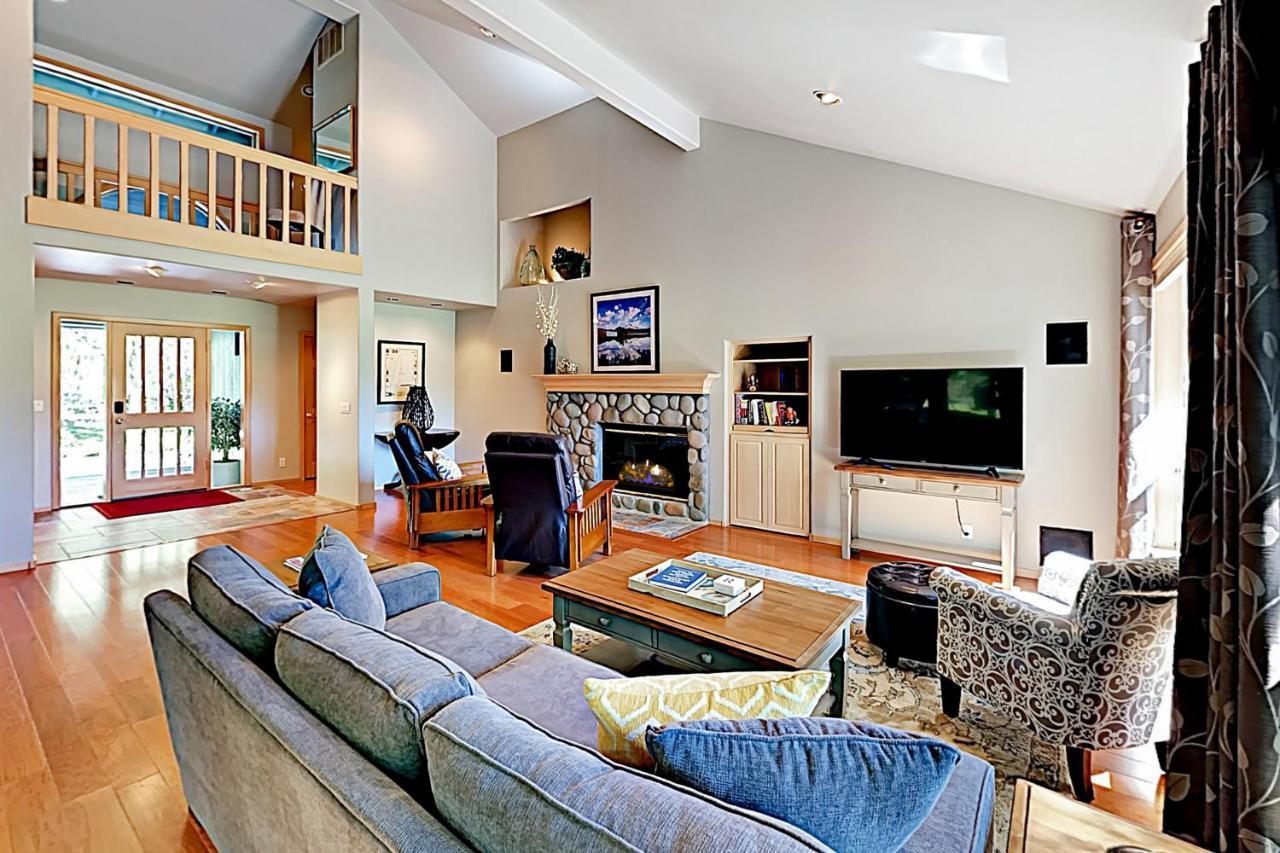Tree Branch Cabin Sunriver Exterior foto